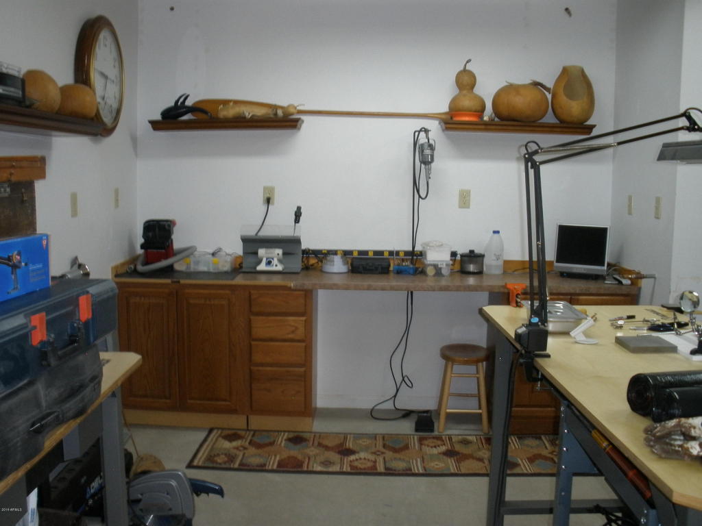 2253 NE Bogey Pl, Overgaard, AZ 85933 photo 69