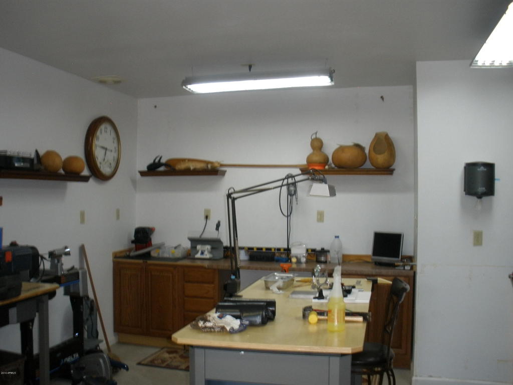 2253 NE Bogey Pl, Overgaard, AZ 85933 photo 65