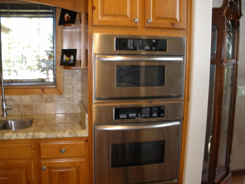 2253 NE Bogey Pl, Overgaard, AZ 85933 photo 6