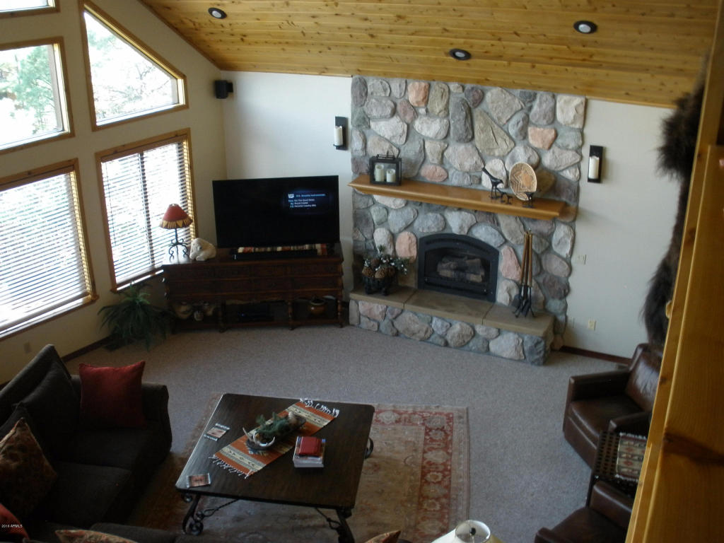2253 NE Bogey Pl, Overgaard, AZ 85933 photo 3