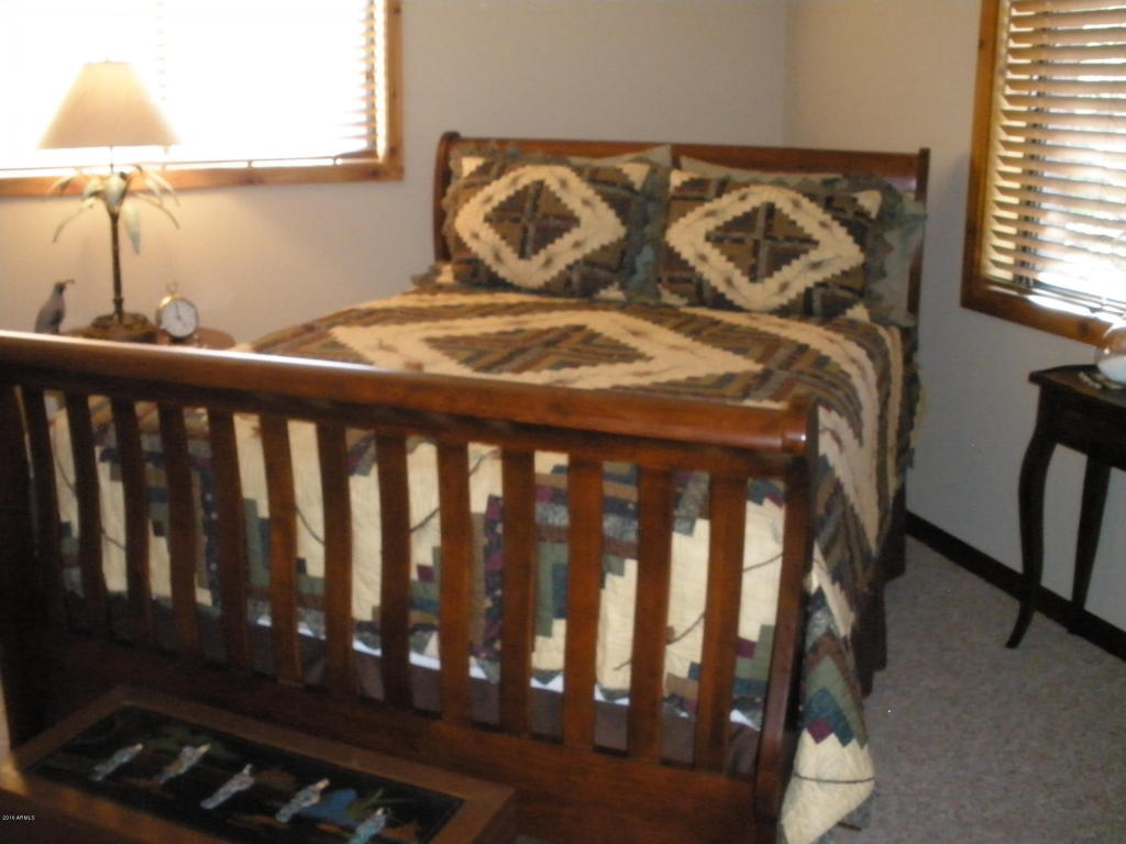 2253 NE Bogey Pl, Overgaard, AZ 85933 photo 41