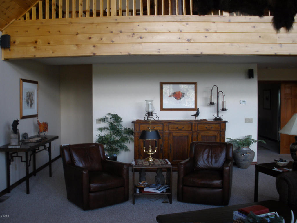 2253 NE Bogey Pl, Overgaard, AZ 85933 photo 14