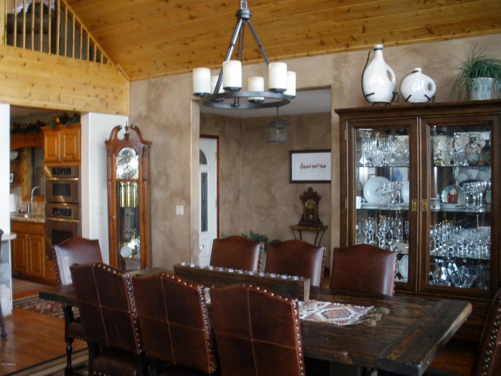 2253 NE Bogey Pl, Overgaard, AZ 85933 photo 9