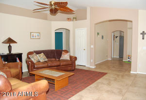 3239 E Hononegh Dr, Phoenix, AZ 85050 photo 3
