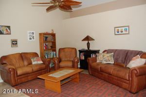 3239 E Hononegh Dr, Phoenix, AZ 85050 photo 2