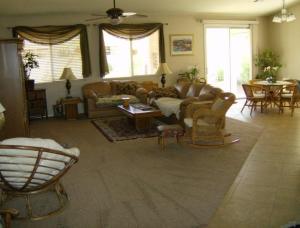 2017 W Maldonado Rd, Phoenix, AZ 85041 photo 2