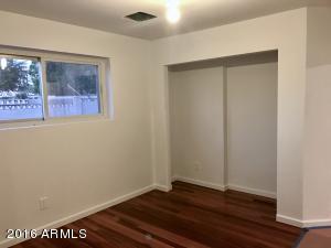 1346 E Townley Ave, Phoenix, AZ 85020 photo 2