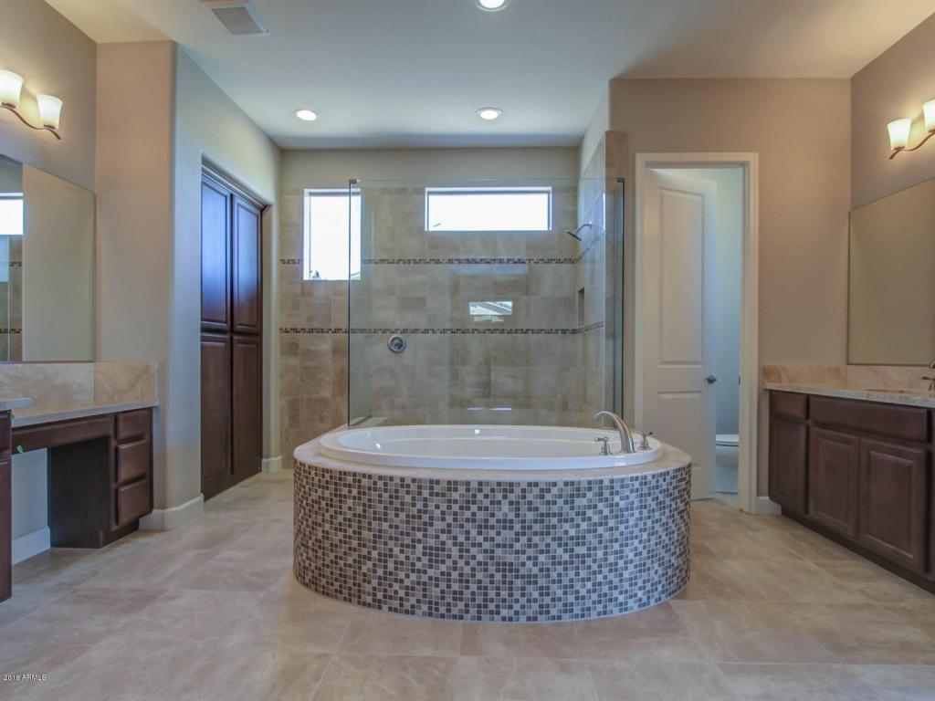 3144 E Blackhawk Ct, Gilbert, AZ 85298 photo 9