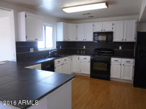 841 E Desert Ave, Apache Junction, AZ 85119 photo 4