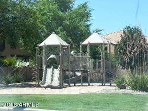 2822 E Darrow St, Phoenix, AZ 85042 photo 4