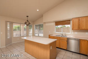 901 E Verbena Dr, Phoenix, AZ 85048 photo 3