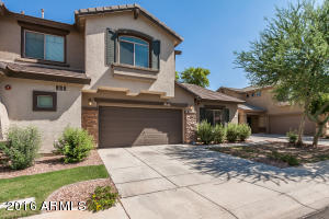 1428 E Hopkins Rd, Gilbert, AZ 85295 photo 3