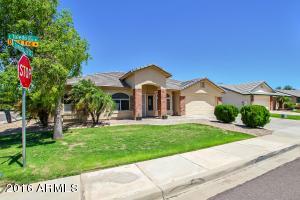 2836 E Toledo Ct, Gilbert, AZ 85295 photo 3