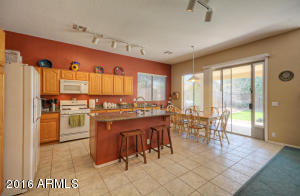 4119 E Lariat Ln, Phoenix, AZ 85050 photo 4