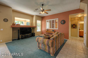 4119 E Lariat Ln, Phoenix, AZ 85050 photo 7
