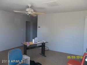 2826 E Chipman Rd, Phoenix, AZ 85040 photo 2