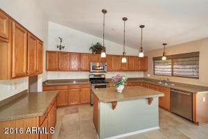 1936 E Vineyard Rd, Phoenix, AZ 85042 photo 5