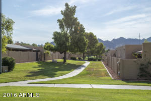 1022 E Cochise Dr, Phoenix, AZ 85020 photo 2