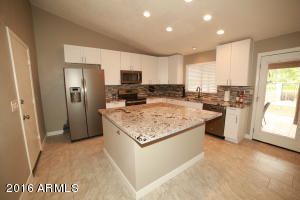 17818 N 34th Pl, Phoenix, AZ 85032 photo 7