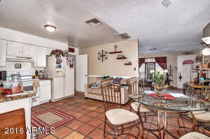 5622 S 40th Pl, Phoenix, AZ 85040 photo 9