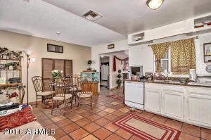5622 S 40th Pl, Phoenix, AZ 85040 photo 7
