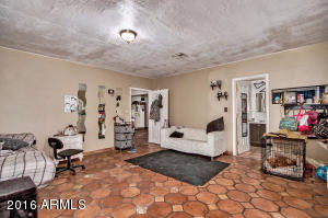 5622 S 40th Pl, Phoenix, AZ 85040 photo 18