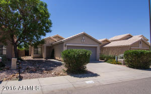 2129 E Robin Ln, Phoenix, AZ 85024 photo 3
