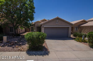 2129 E Robin Ln, Phoenix, AZ 85024 photo 1