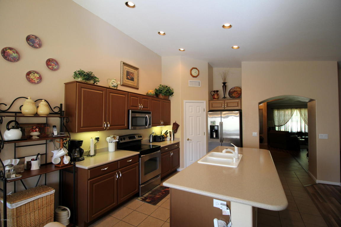 3569 E Utopia Rd, Phoenix, AZ 85050 photo 17