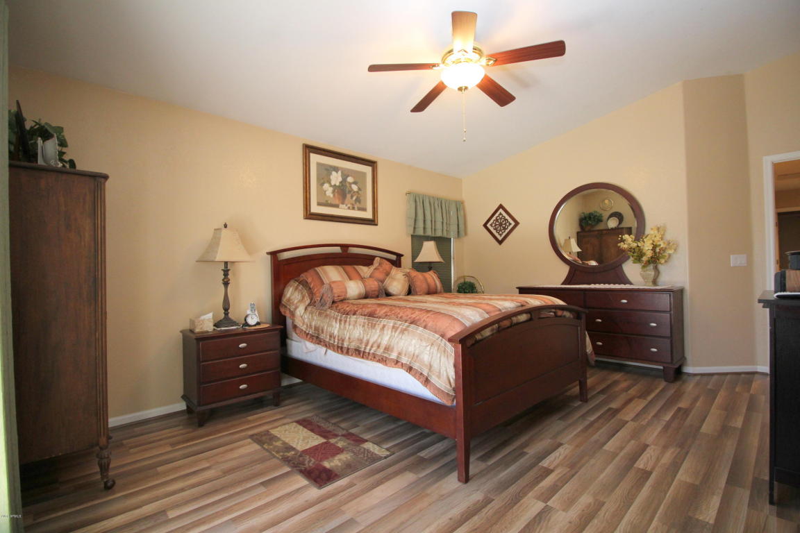 3569 E Utopia Rd, Phoenix, AZ 85050 photo 11
