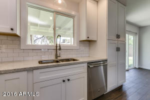 2439 E Aldine St, Phoenix, AZ 85032 photo 7