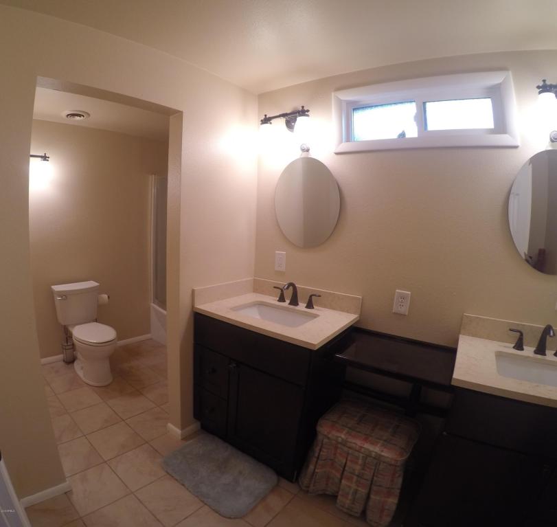 3816 E Winchcomb Dr, Phoenix, AZ 85032 photo 11