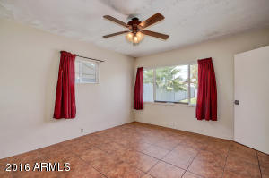4648 E Holly St, Phoenix, AZ 85008 photo 23