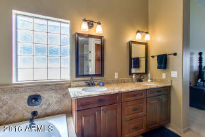 4494 E Tremaine Ave, Gilbert, AZ 85234 photo 28