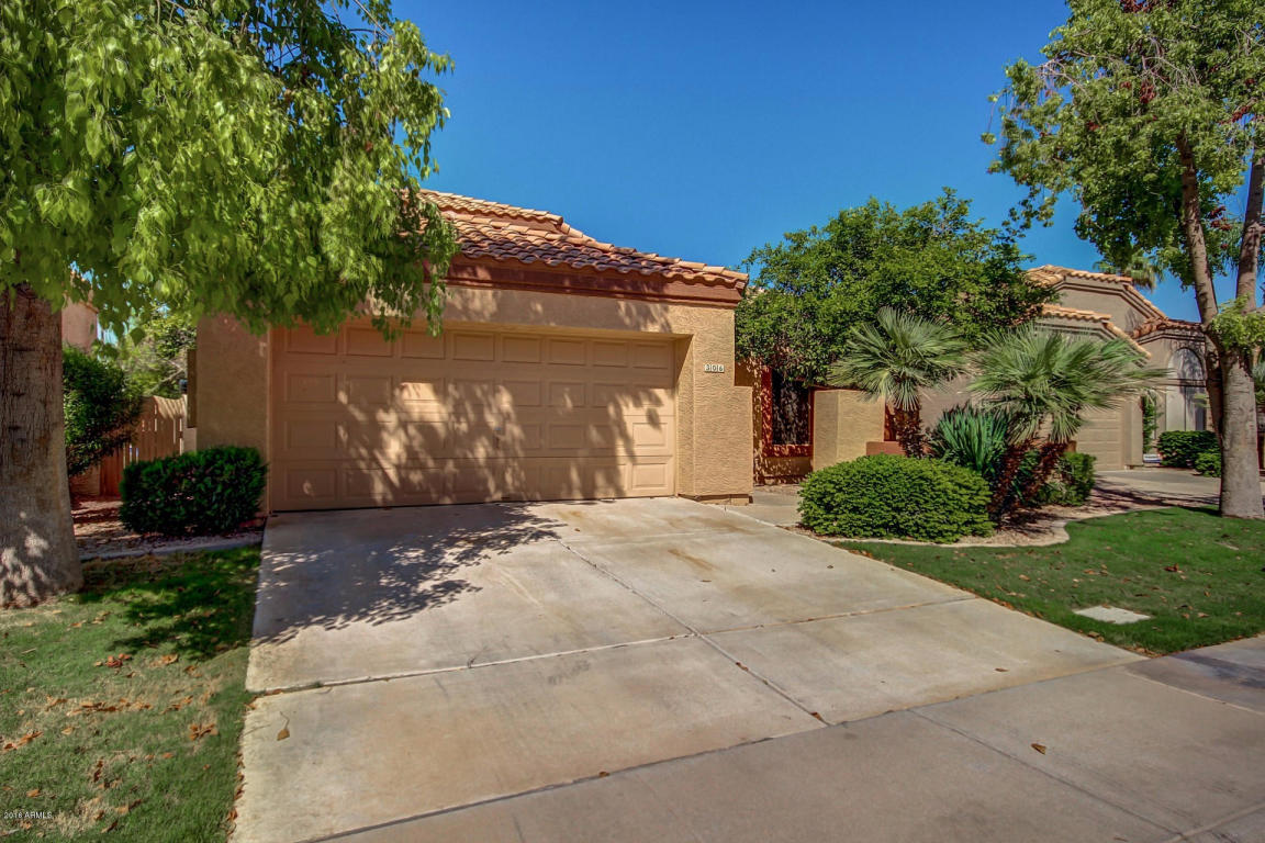 306 E Stonebridge Dr, Gilbert, AZ 85234 photo 2
