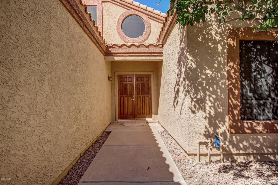 306 E Stonebridge Dr, Gilbert, AZ 85234 photo 4
