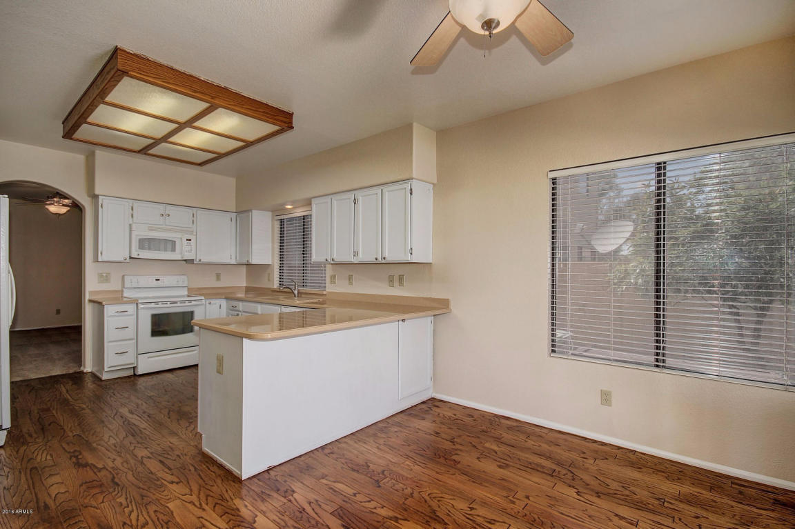 306 E Stonebridge Dr, Gilbert, AZ 85234 photo 12