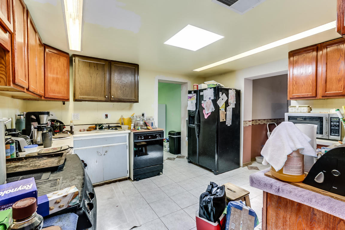 9005 N 3rd Dr, Phoenix, AZ 85021 photo 11