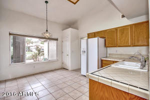 2708 E Hillery Dr, Phoenix, AZ 85032 photo 9