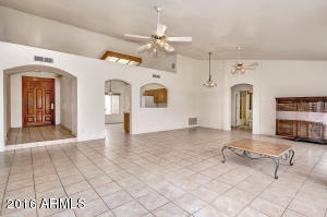 2708 E Hillery Dr, Phoenix, AZ 85032 photo 5
