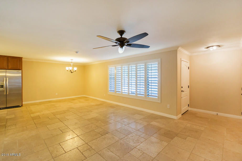 4449 E Clarendon Ave, Phoenix, AZ 85018 photo 4