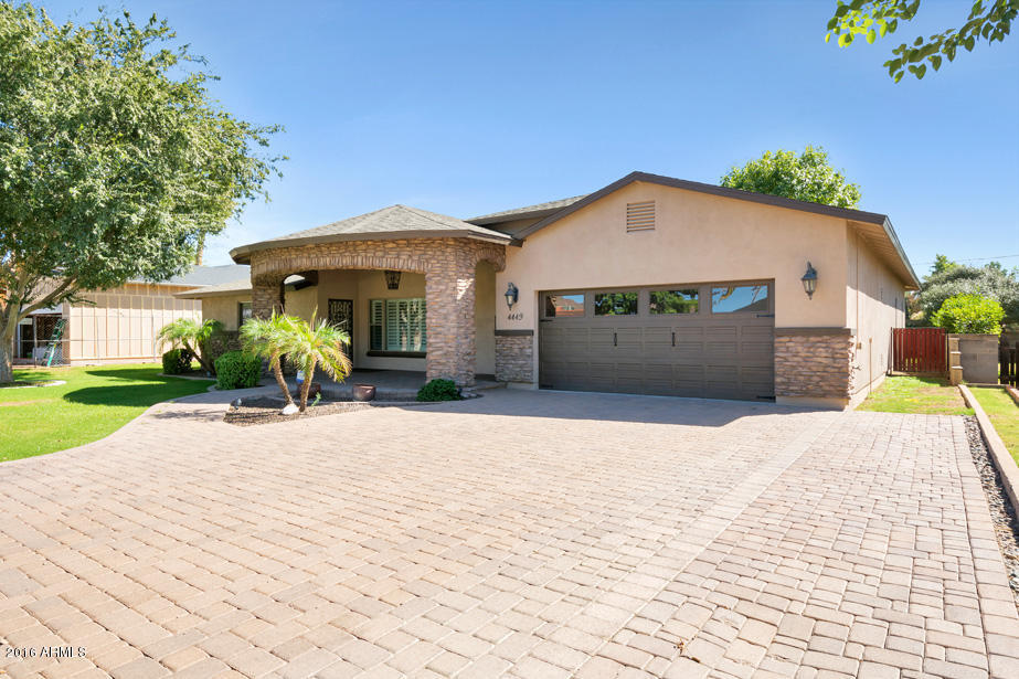 4449 E Clarendon Ave, Phoenix, AZ 85018 photo 1