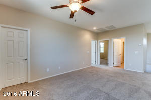 2407 W Eagle Feather Rd, Phoenix, AZ 85085 photo 13