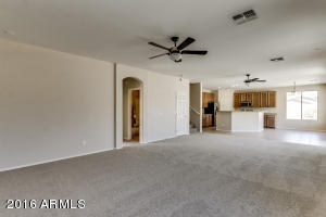 2407 W Eagle Feather Rd, Phoenix, AZ 85085 photo 9