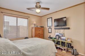 1233 S Colonial Dr, Gilbert, AZ 85296 photo 10