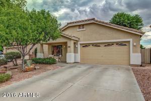 1233 S Colonial Dr, Gilbert, AZ 85296 photo 1