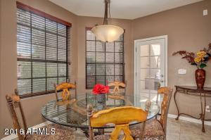 4132 E Paradise Dr, Phoenix, AZ 85028 photo 1