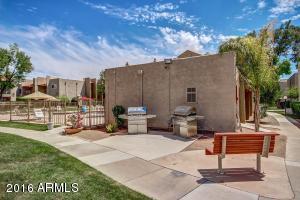 5525 E Thomas Rd #A16, Phoenix, AZ 85018 photo 5