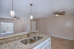 5525 E Thomas Rd #A16, Phoenix, AZ 85018 photo 1