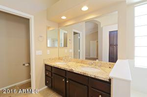 4516 E Lone Cactus Dr, Phoenix, AZ 85050 photo 17